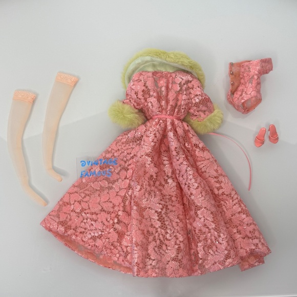 Popular Monogram Integrity Toys Fashion Doll Lingerie Lace Robe Stockings Heels - Picture 2 of 2